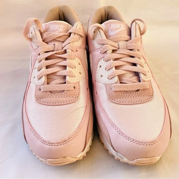 Nike Air Max 90 Barely Rose/Summit White Women’s Size 10.5 - Picture 2 of 7